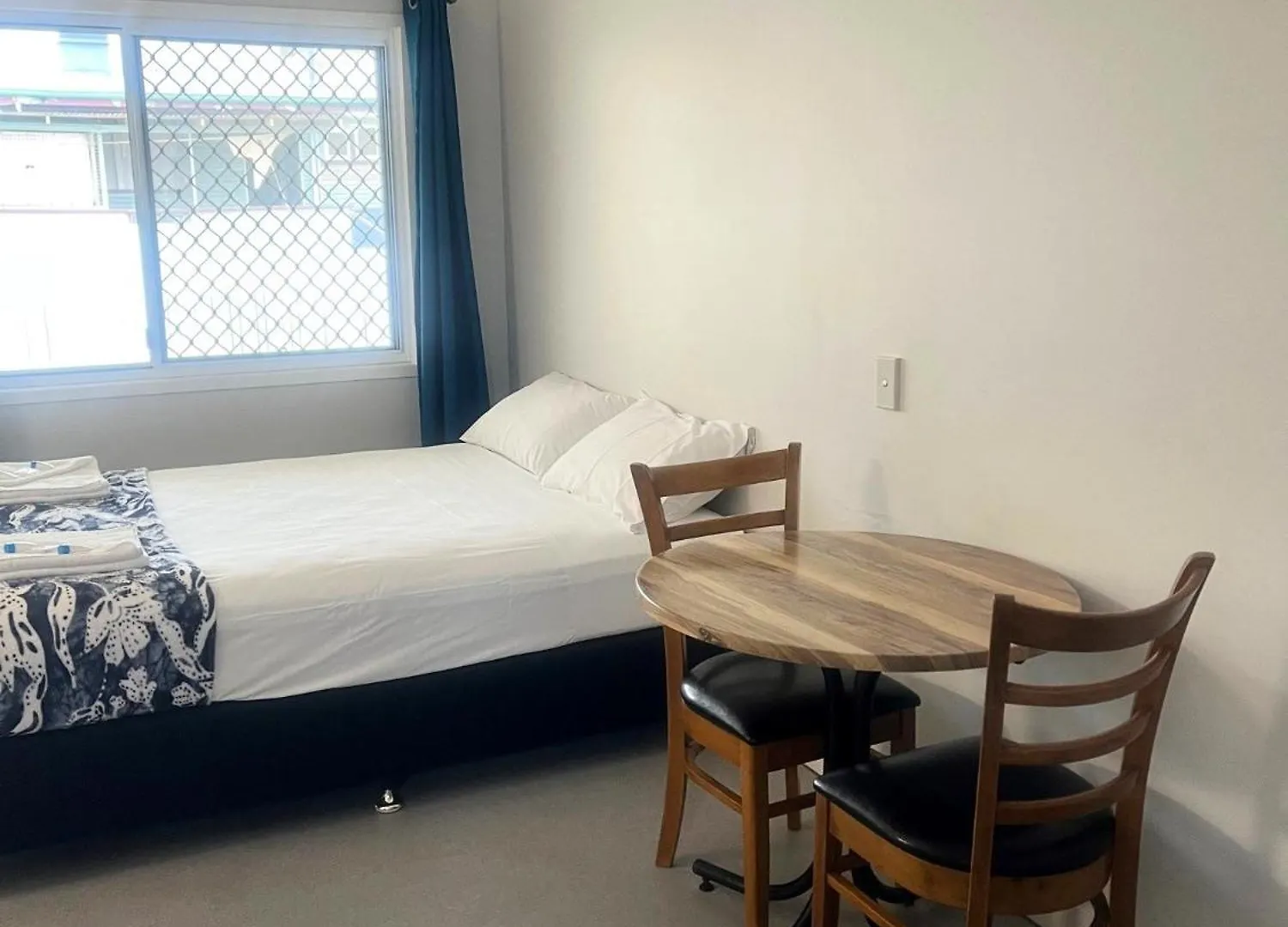 ***  Grand Hotel Mount Morgan Australia